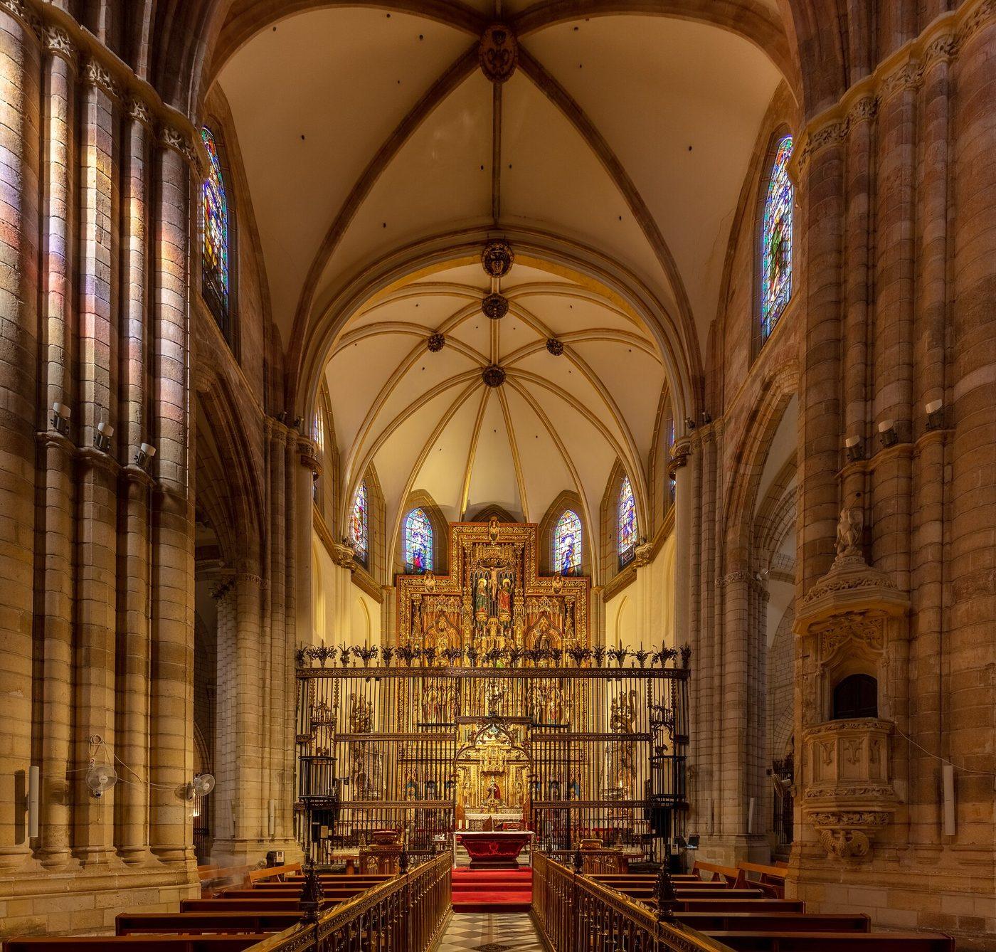 Nave central de la catedral de Santa María de Murcia
